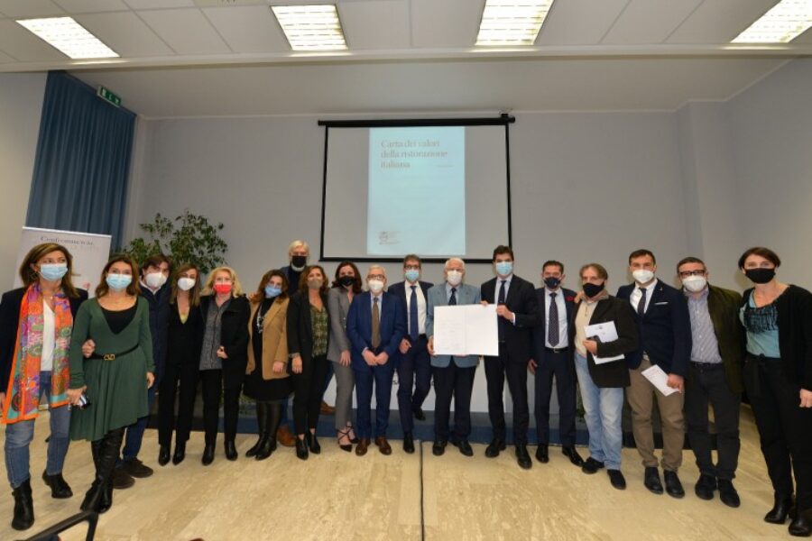 Confcommercio, Regione e Fipe sottoscrivono la Carta dei Valori: “Insieme per valorizzare le Marche”