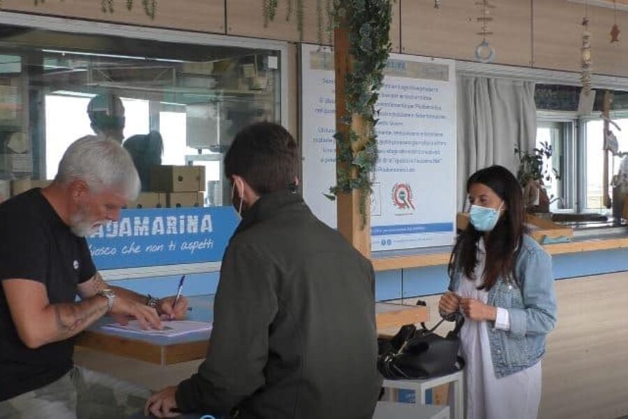 Centinaia di firme per Piadamarina