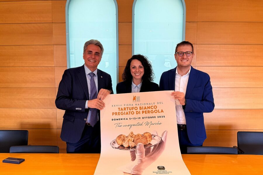 Ottobre fa rima con tartufo, a Pergola la Fiera Nazionale