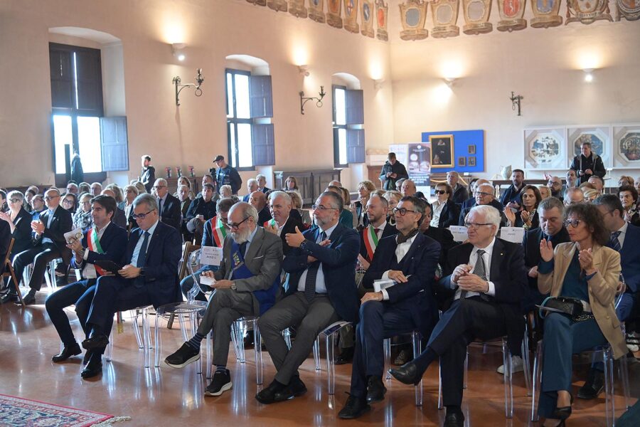 Lavoro e legalità: premiati i Maestri del Commercio, il procuratore De Lucia e Violante