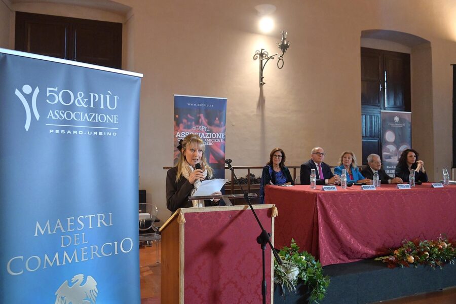 Lavoro e legalità: premiati i Maestri del Commercio, il procuratore De Lucia e Violante