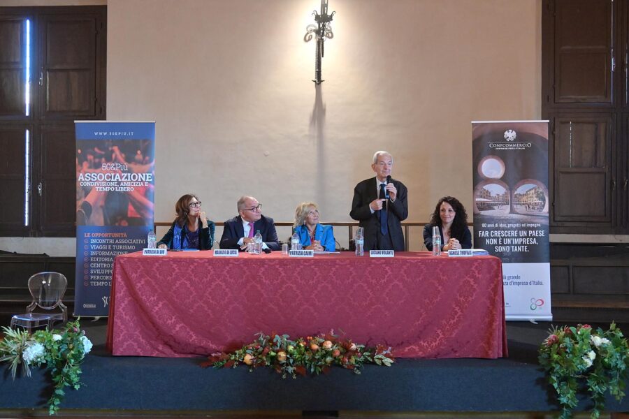 Lavoro e legalità: premiati i Maestri del Commercio, il procuratore De Lucia e Violante