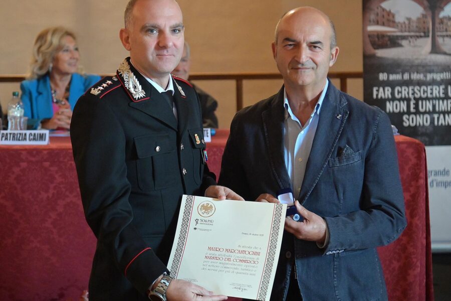 Lavoro e legalità: premiati i Maestri del Commercio, il procuratore De Lucia e Violante