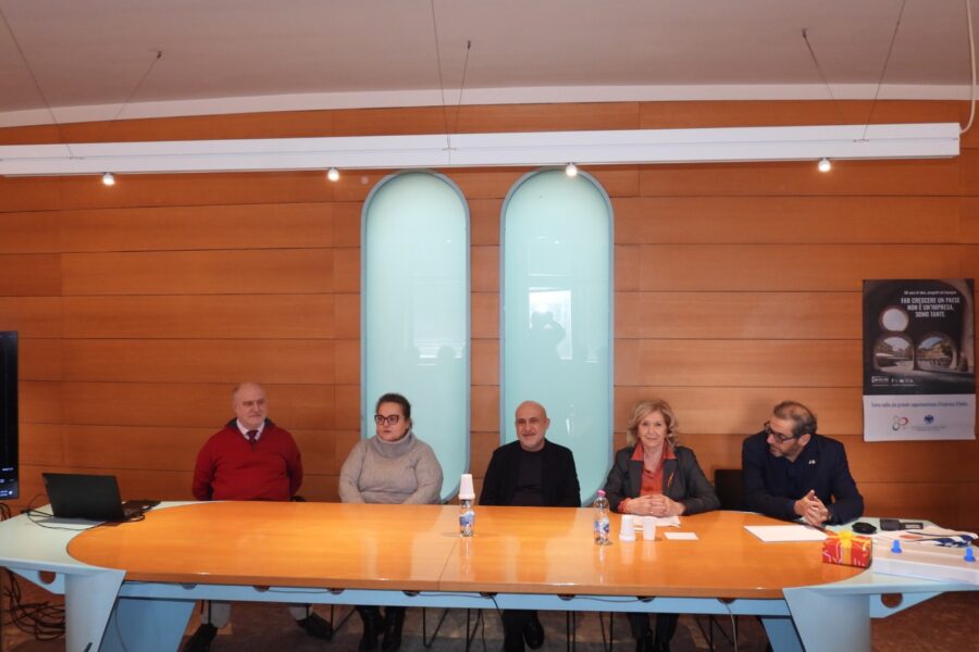 Competenze digitali, un successo il progetto di 50&Più con l’Istituto Benelli